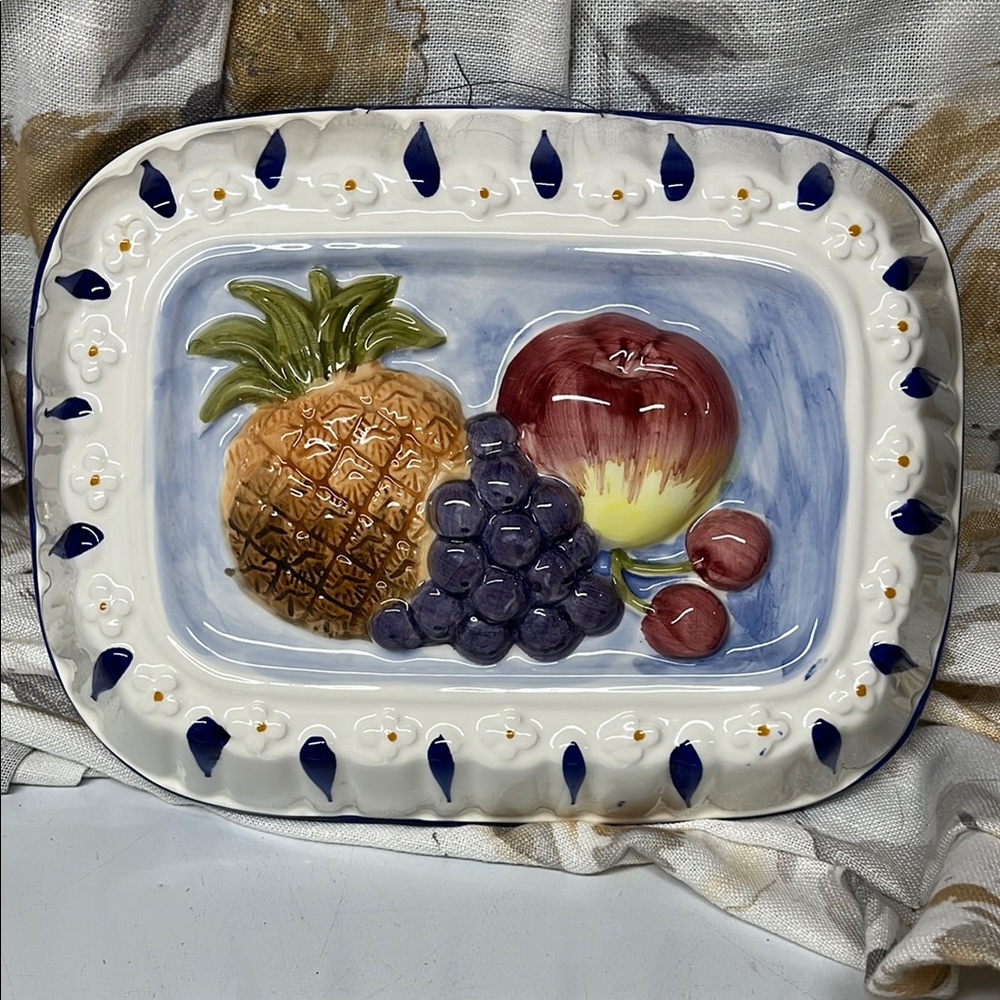 Vintage 1980 Sigma Tastesetter Fruit Wall Hanging Ceramic Mold